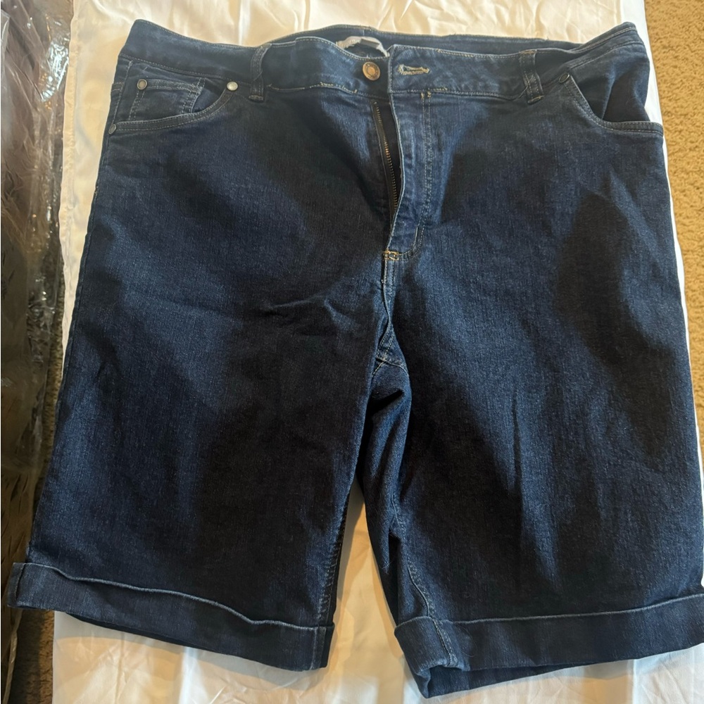 Wonan  within dark blue cuff jean shorts size 18w EUC